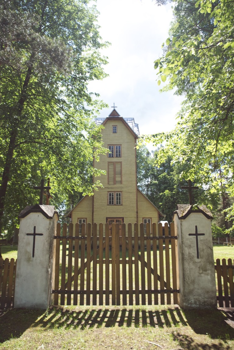 Ąžuolų Būdos Šv.Antano Paduviečio bažnyčia