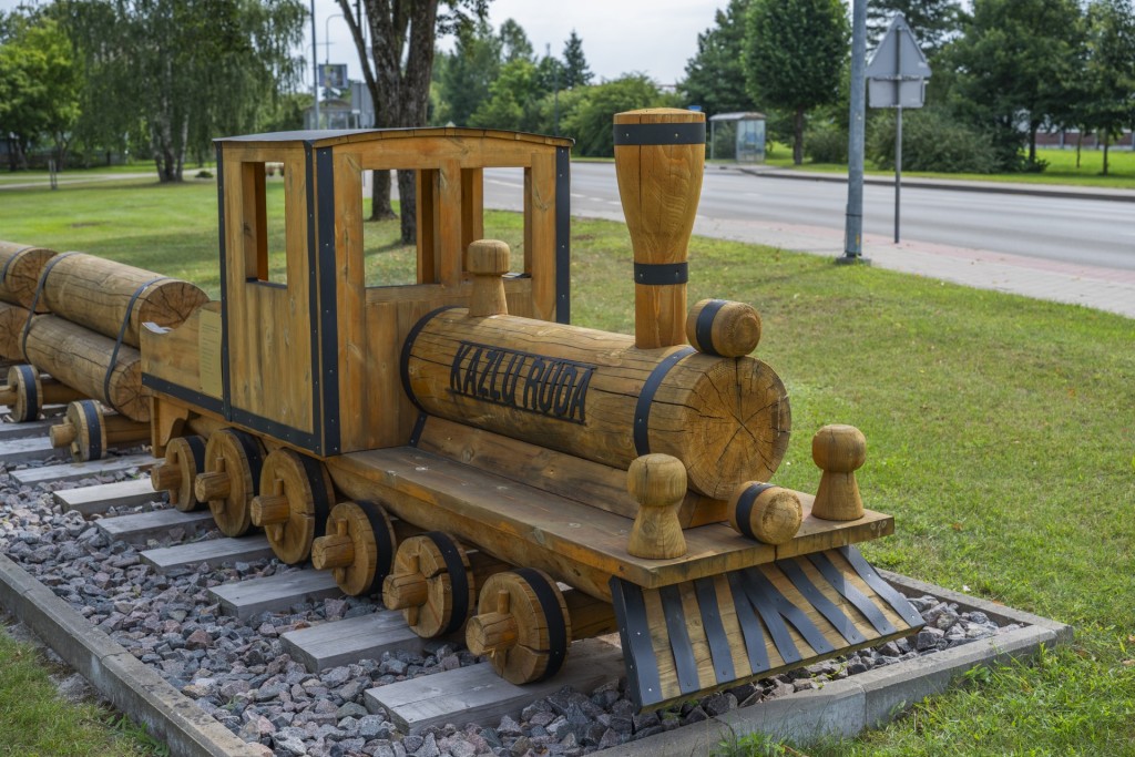 Medinis traukinukas