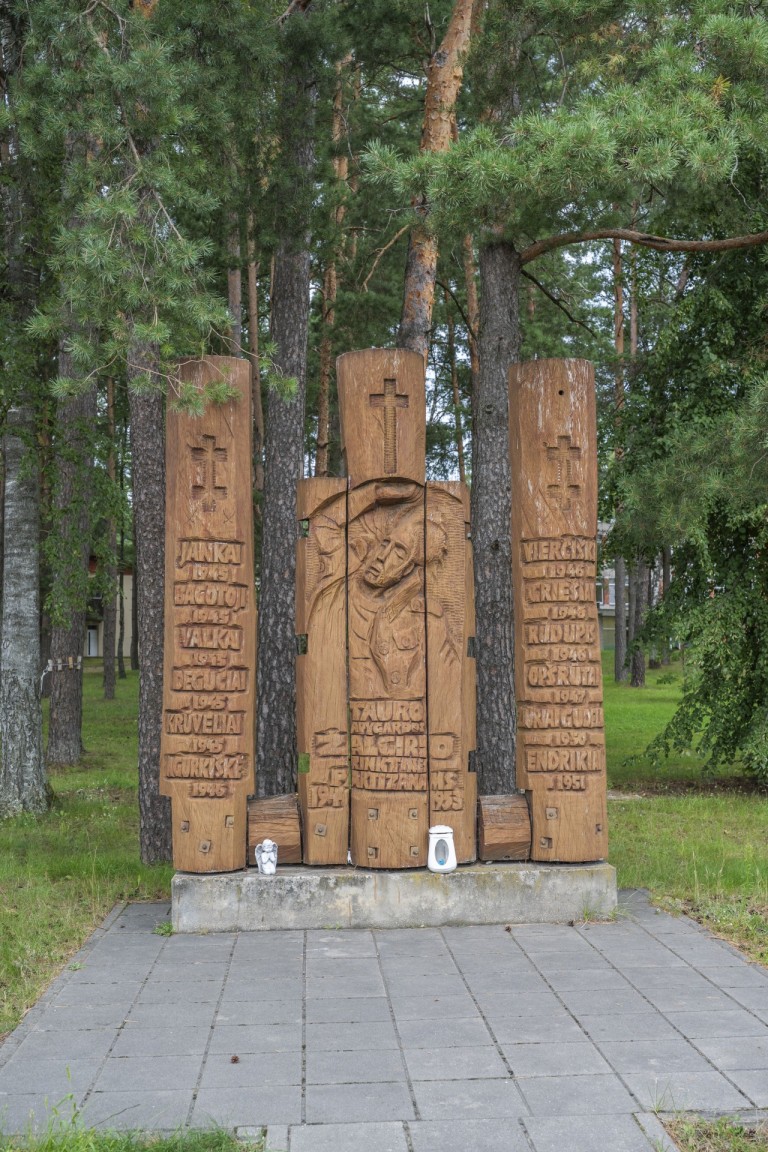 Memorialas Tauro apygardos Žalgirio rinktinės partizanams
